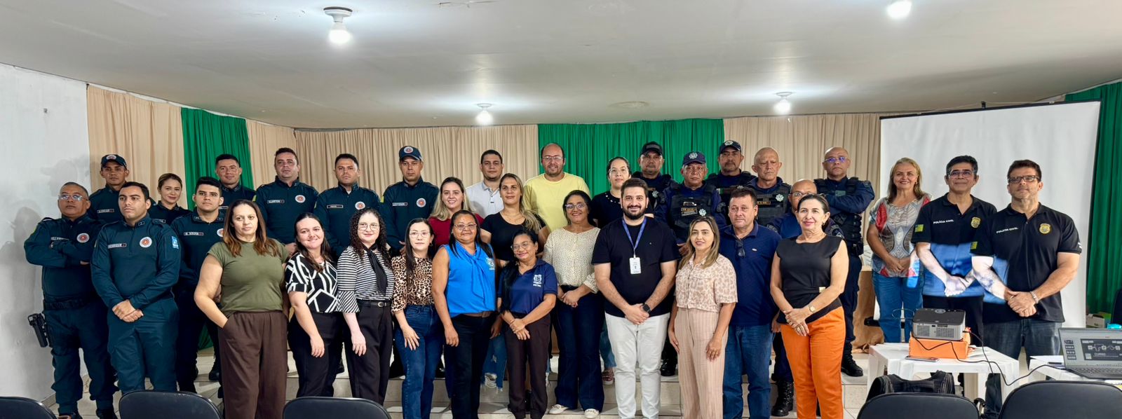 SIA leva capacitação em inteligência artificial aos municípios para prevenção do risco social nas escolas
